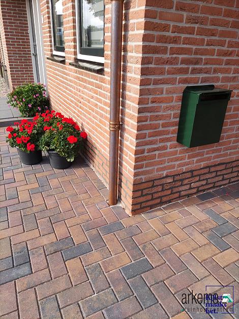 Betonstraatsteen 8 cm oud bussum komo